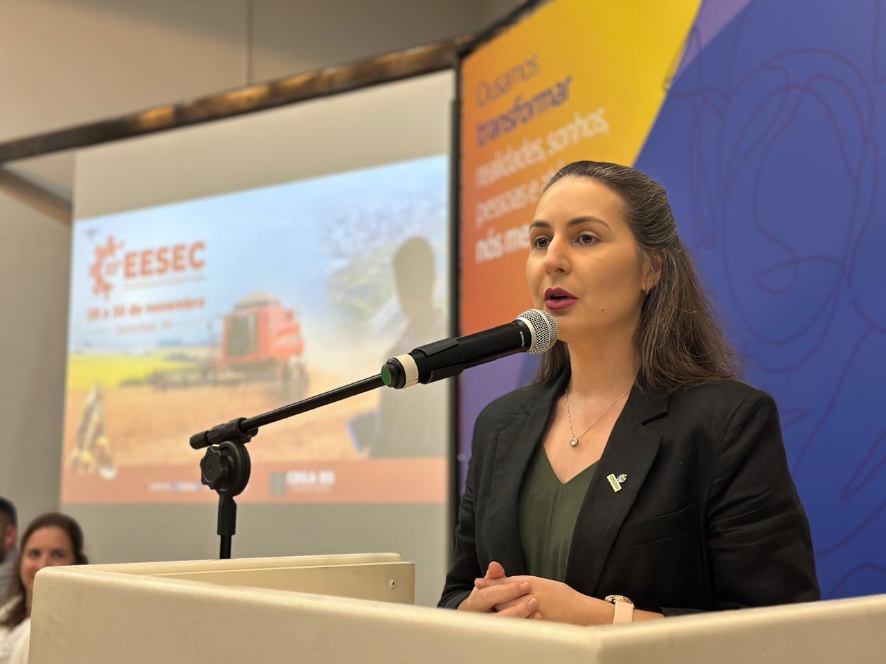Vice-reitora de Graduação da Unijuí, Bruna Comparsi